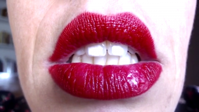 It's All In The Details Moan/Voice/Lips
