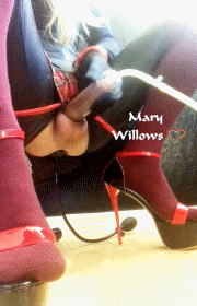 Handsfree Sissygasm while stuck in a penis pump