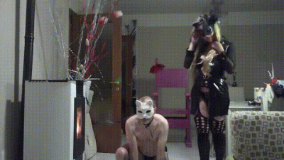 Extreme Fetish: Ear, Armpit Smelling And Toenails! Italian Language