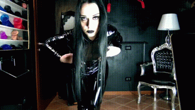 The Dance Of The Queen Of The Damned