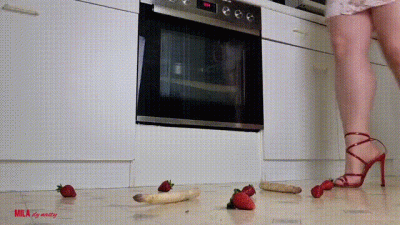 Mila Strawberry Path