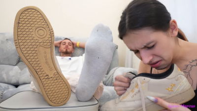 Kevin I Want My Feet To Stop Stinking!