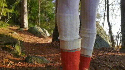 Cute Girl Pampers Piss On Forest Hike