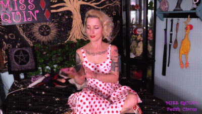 Tradwife Quin Valentine