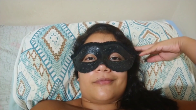 Mia Masturbates Her Pussy And Cum
