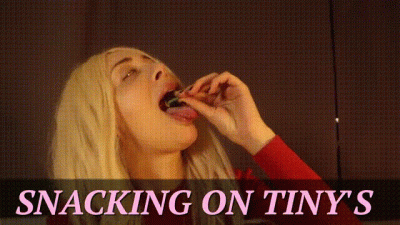 Snacking On Tiny's {HD 1080P}