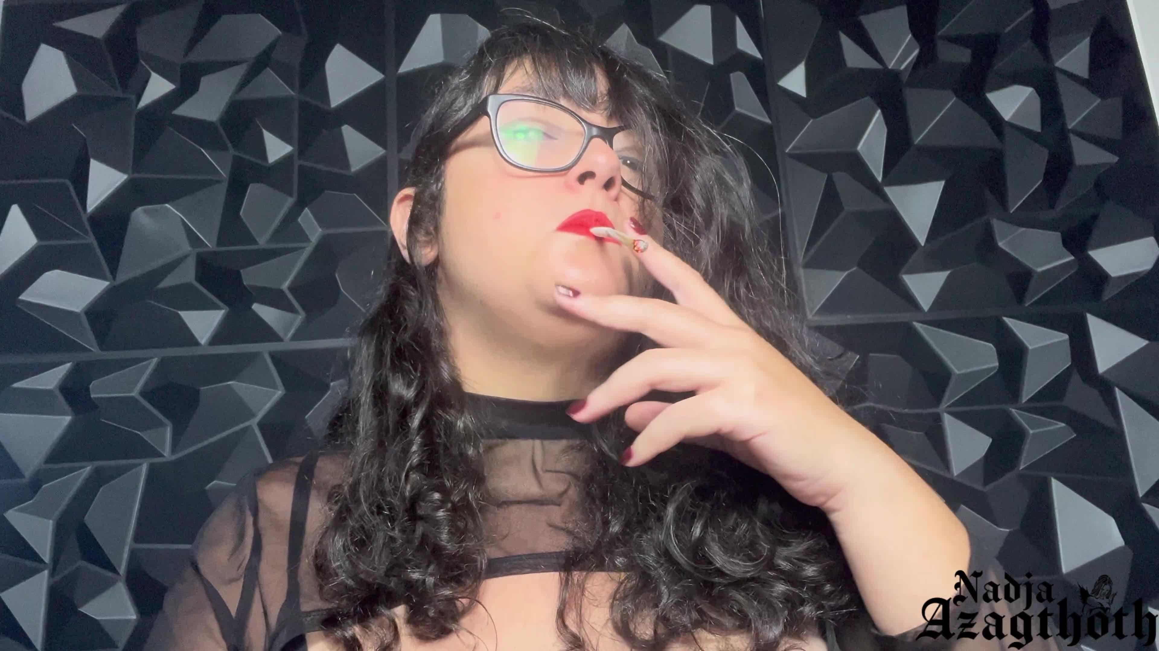 BBW Smoking