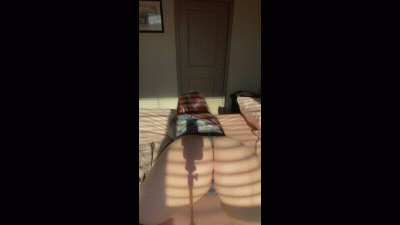 Lazy Saturday Creamy Finger Humping