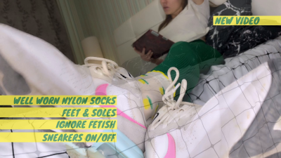 Cute Nylon Socks Feet Ignore