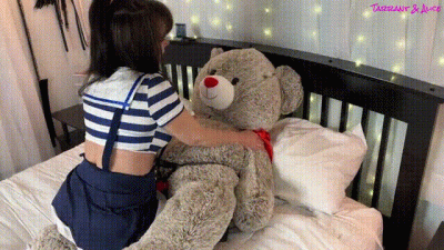 Alice And Teddy, Alone Time