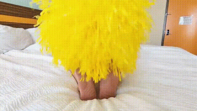 Cheerleader & Her Size 11S