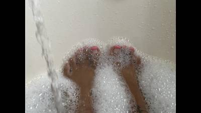 Bubbly Soles! Count My Wrinkles