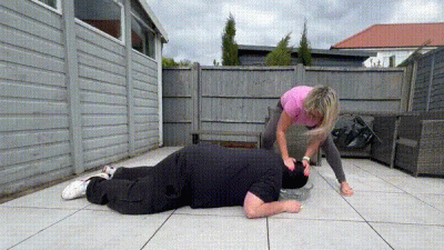 Head Dunking The Garden Slave