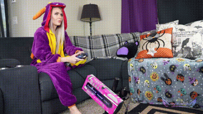 Getting Fucked While Gaming