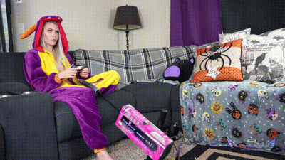 Getting Fucked While Gaming 1080P