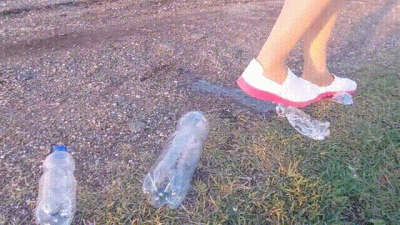 Playing With Plastic Bottles (720P)