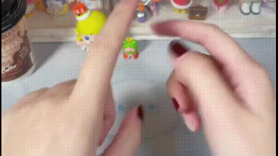 Paint My Pretty Fingernails