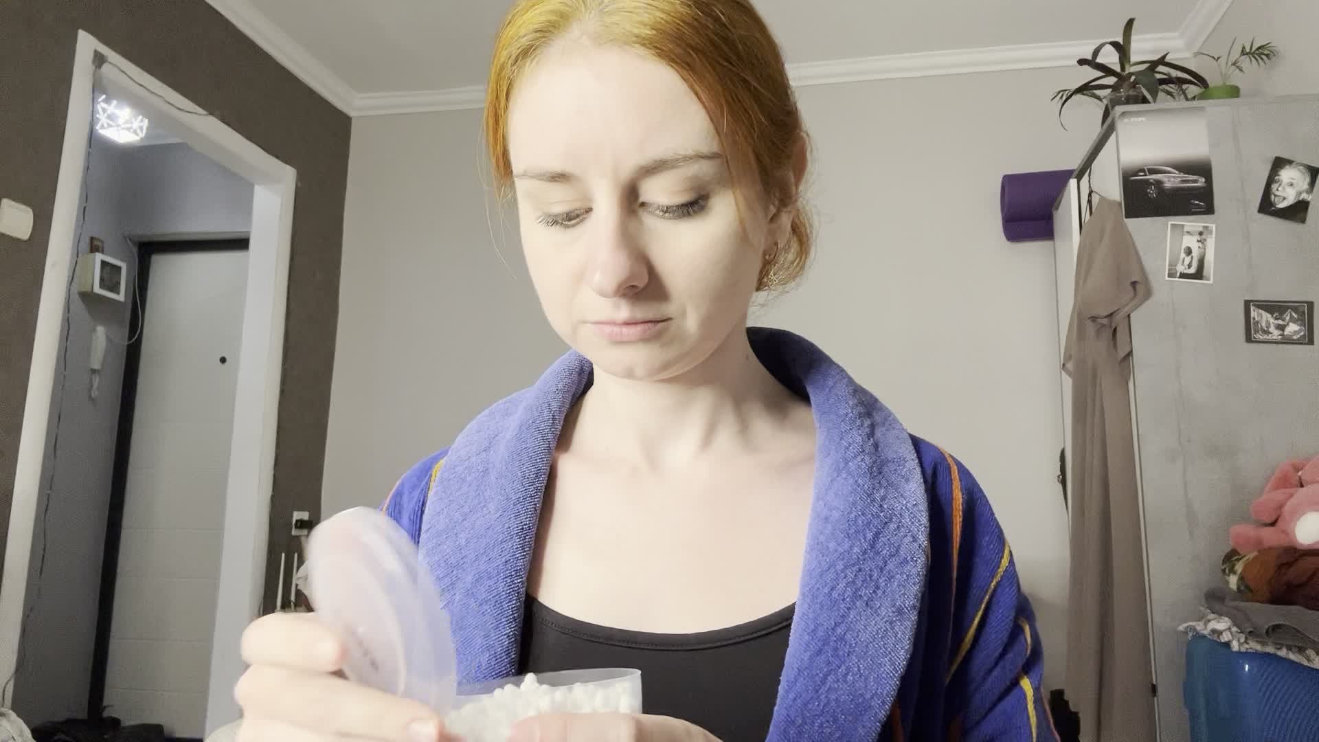 Picking Nose With Cotton Swabs!