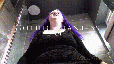 Gothic Giantess JOI