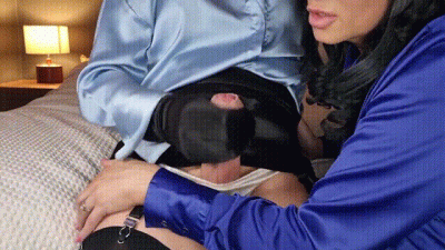 Crossdresser Cumshots