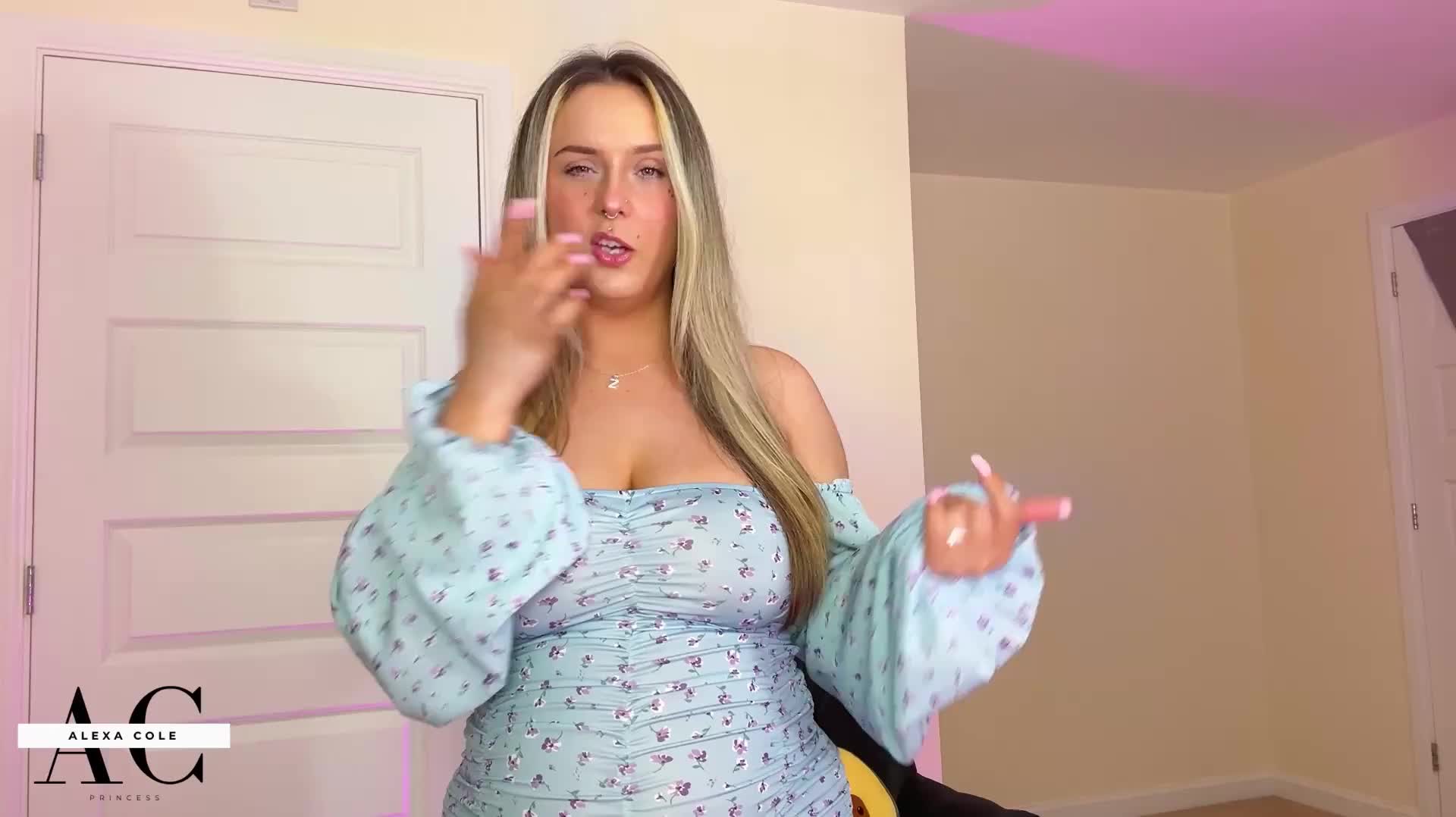 Boyfriend Wanted A Thicker Girlfriend... Now He's Broke & Watching Me Get Stuffed By Rich Men