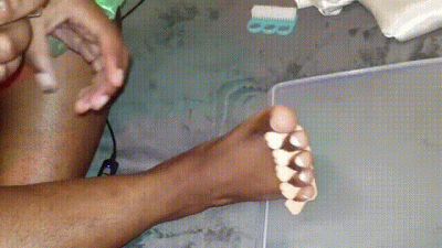 Ebony Foot & White Toe Wiggling + Phone Sex Foot JOI