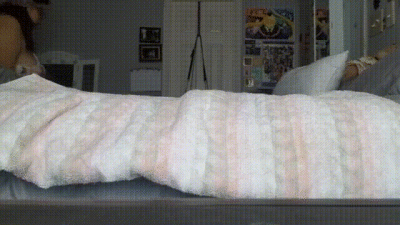 Chubby Amateur Babe Masturbating!
