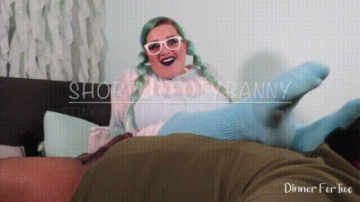 Shortlivedtyranny Stinky Foot Smothering Handjob