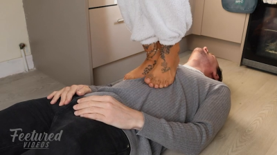Trampling You And Making You Squirm Is So Much Fun