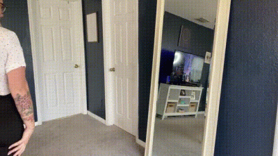 Lingerie Strip & Play