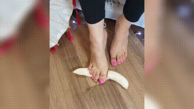 Smashing A Banana With My Feet ASMR