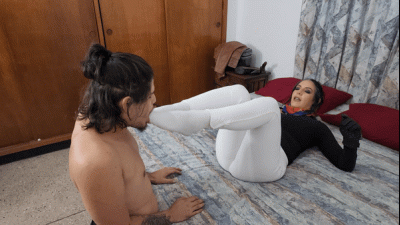 Kfae Spur Play In The Bedroom By Ama K