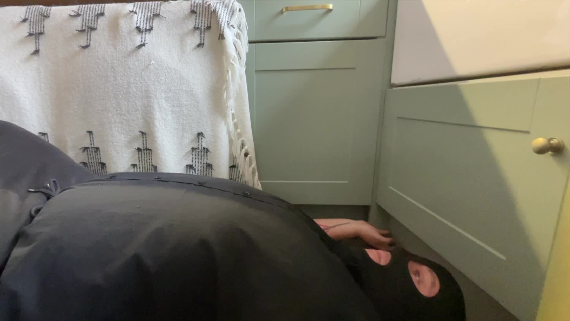 Anna- It's Been A While Since My Red Bottoms Have Trampled You