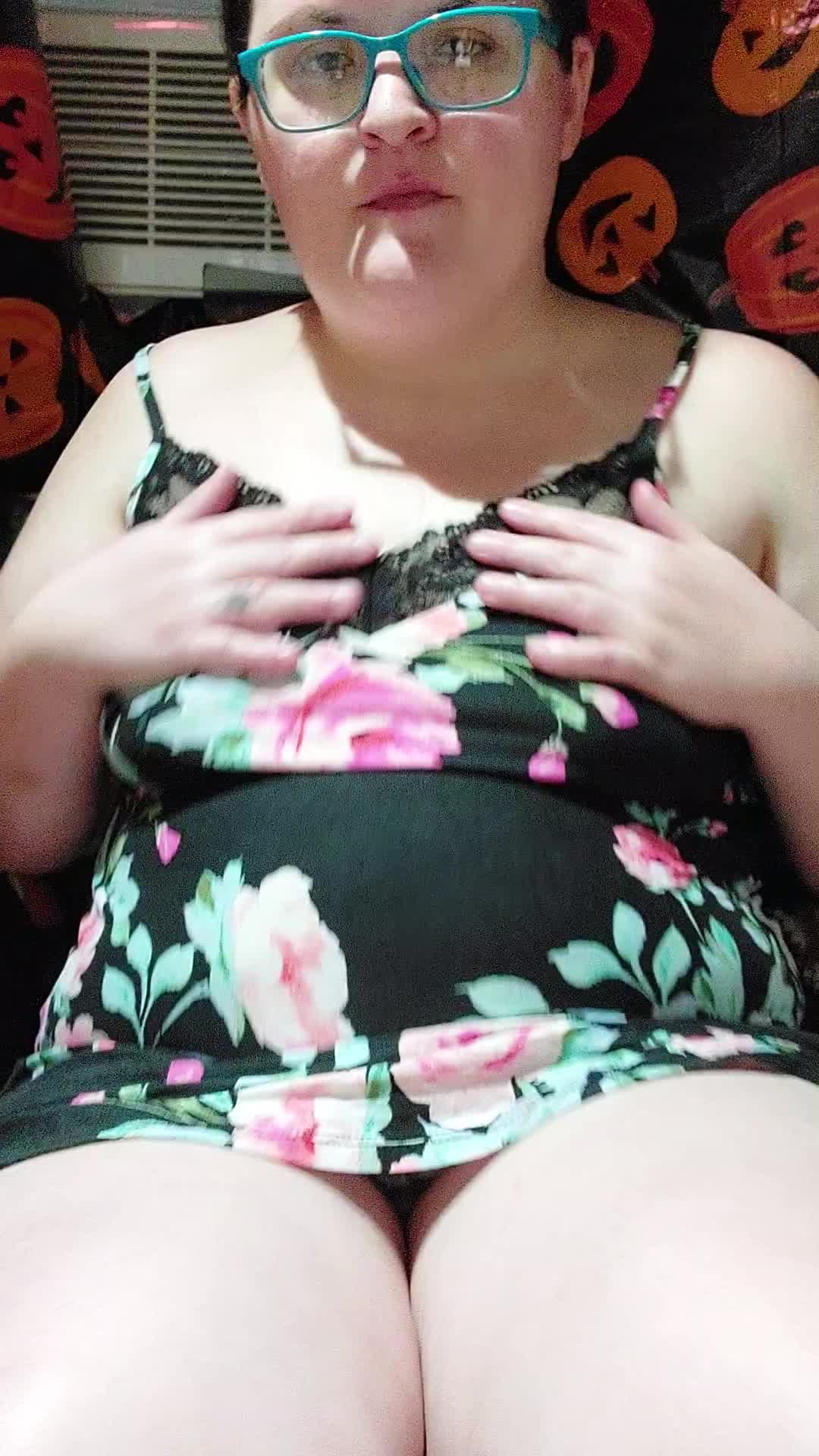 Vibrating Nipple Clamps