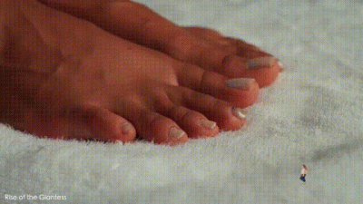 Big vs Small Mistress Enola Giantess 4k