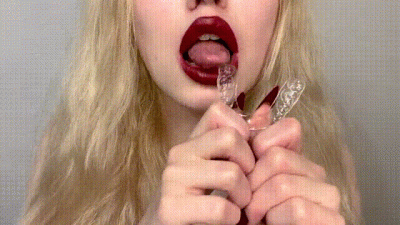 Orthodontic Cap & Spitting