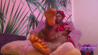 Burping Bonnet Babe Smoking Foot Worship