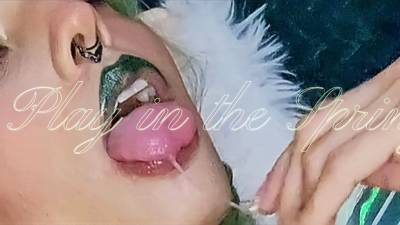 Pussy Play In The Springtime