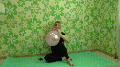 I Inflate And Then Play With Balloons For Survival