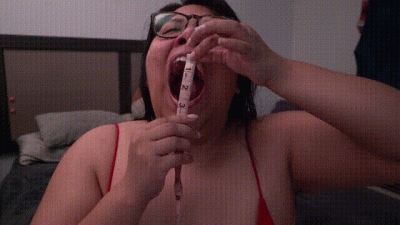 Measured Yawn And Side Yawning