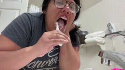 Drooly Toothbrushing In Hotel On Roadtrip