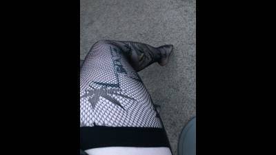 Fishnets + Feet