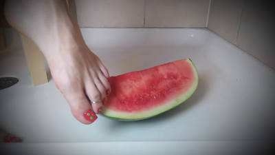 Sexy Male Feet JOI While He Foot-Strokes Watermelon