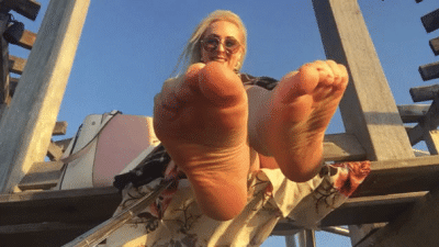Outdoor Foot Worship