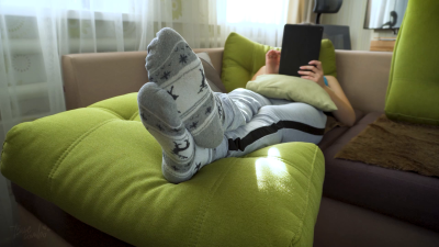 Hot Girl Teasing Her Sexy Feet Real Amateur Homemade