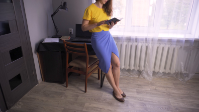 Coworker In Slit Skirt Teases Sexy Legs