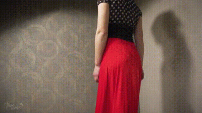 Hot MILF In Tight Dress Teasing Visible Panty Line
