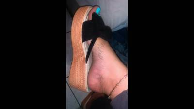 Pretty Blue Toes In Black Bow Wedges