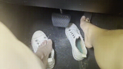 Barefoot Driving