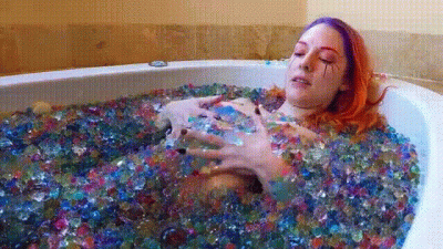 Ember In A Bathtub Of Rainbows 1080P